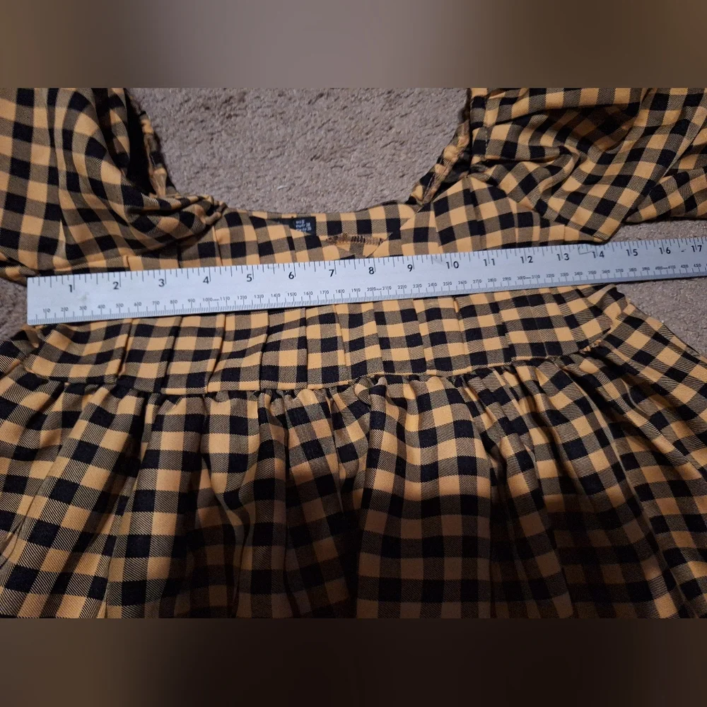 Nasty Gal Black and Tan And Orange Blend  Checkered Puff Sleeve Crop Top